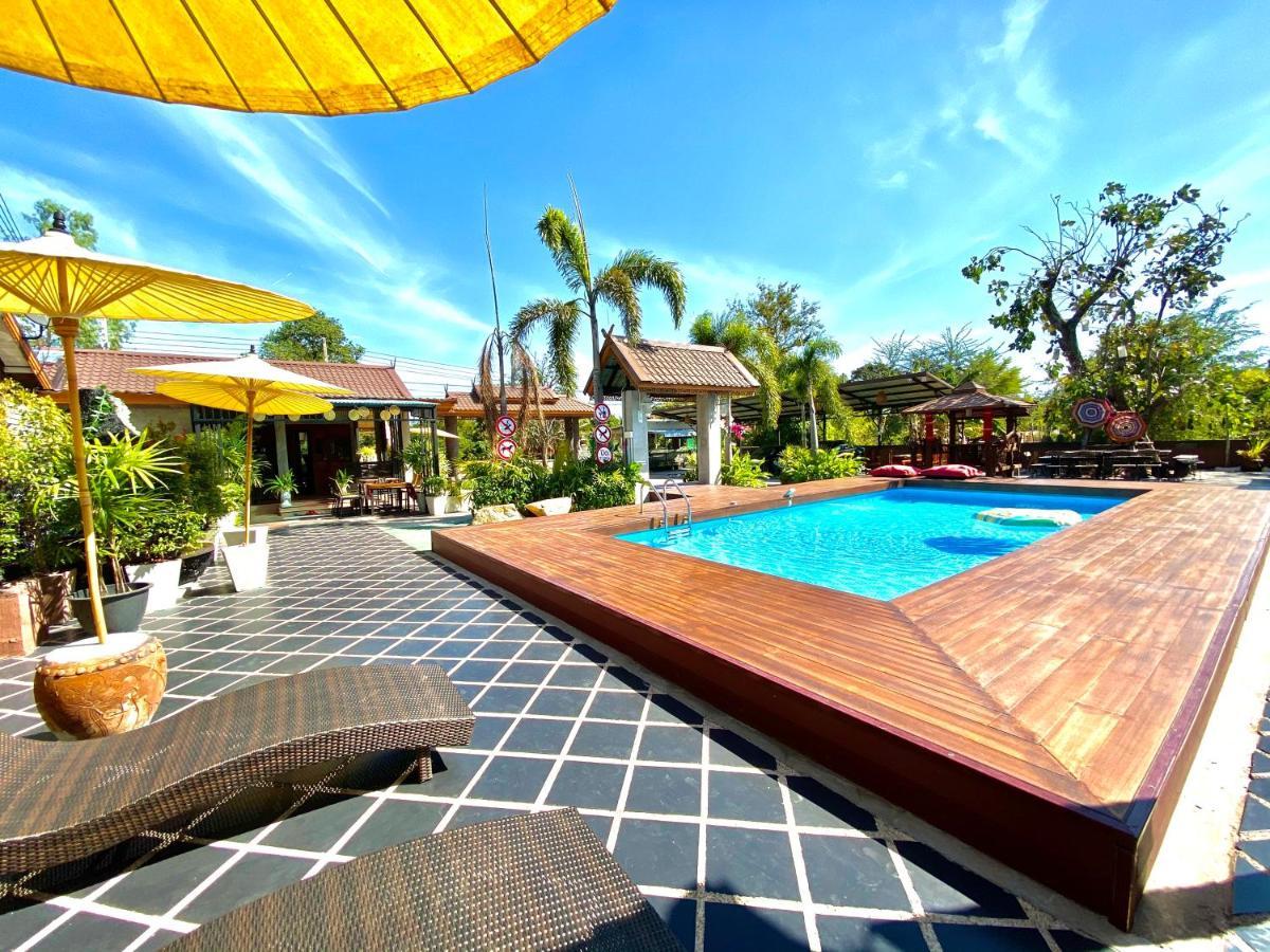 Khum Lanna Boutique Hotel Sisaket Bagian luar foto