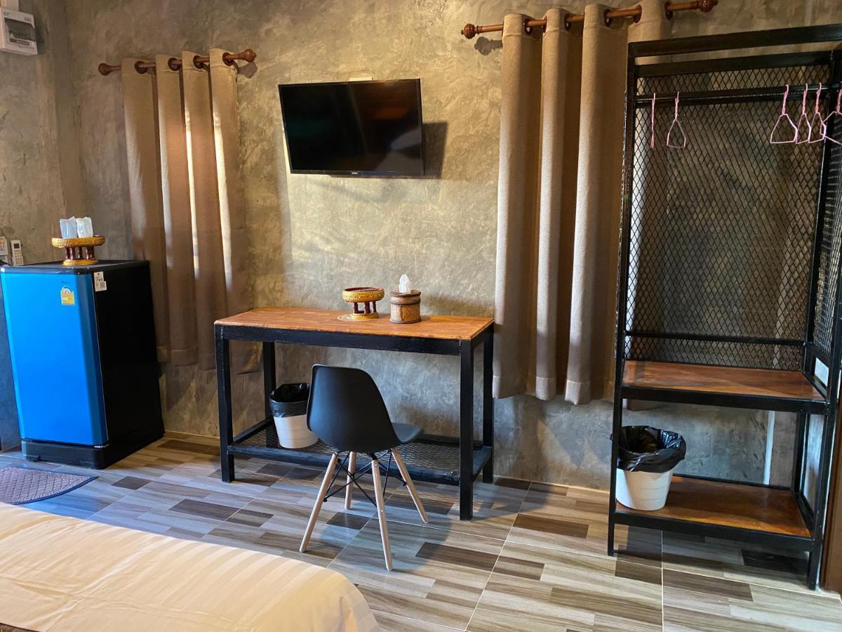Khum Lanna Boutique Hotel Sisaket Bagian luar foto