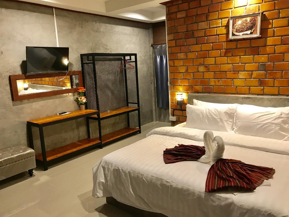 Khum Lanna Boutique Hotel Sisaket Bagian luar foto