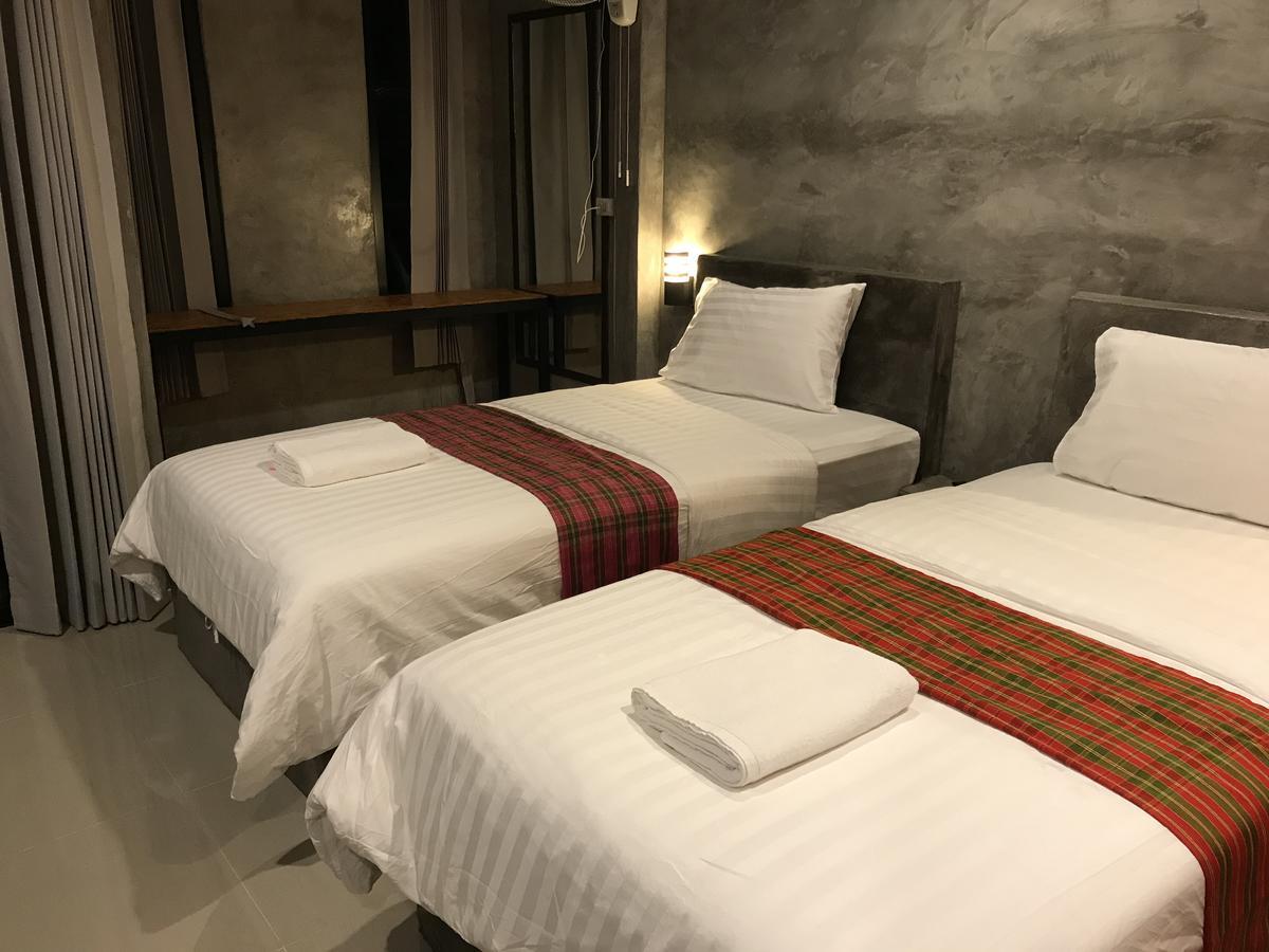 Khum Lanna Boutique Hotel Sisaket Bagian luar foto