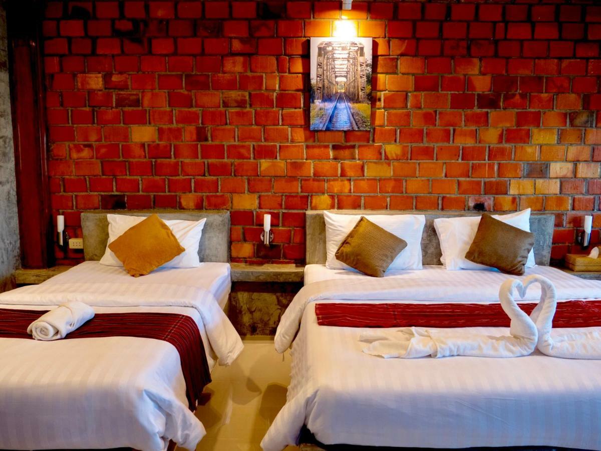 Khum Lanna Boutique Hotel Sisaket Bagian luar foto